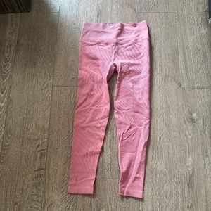 Victoria’s Secret pink ribbed seamless leggings.
